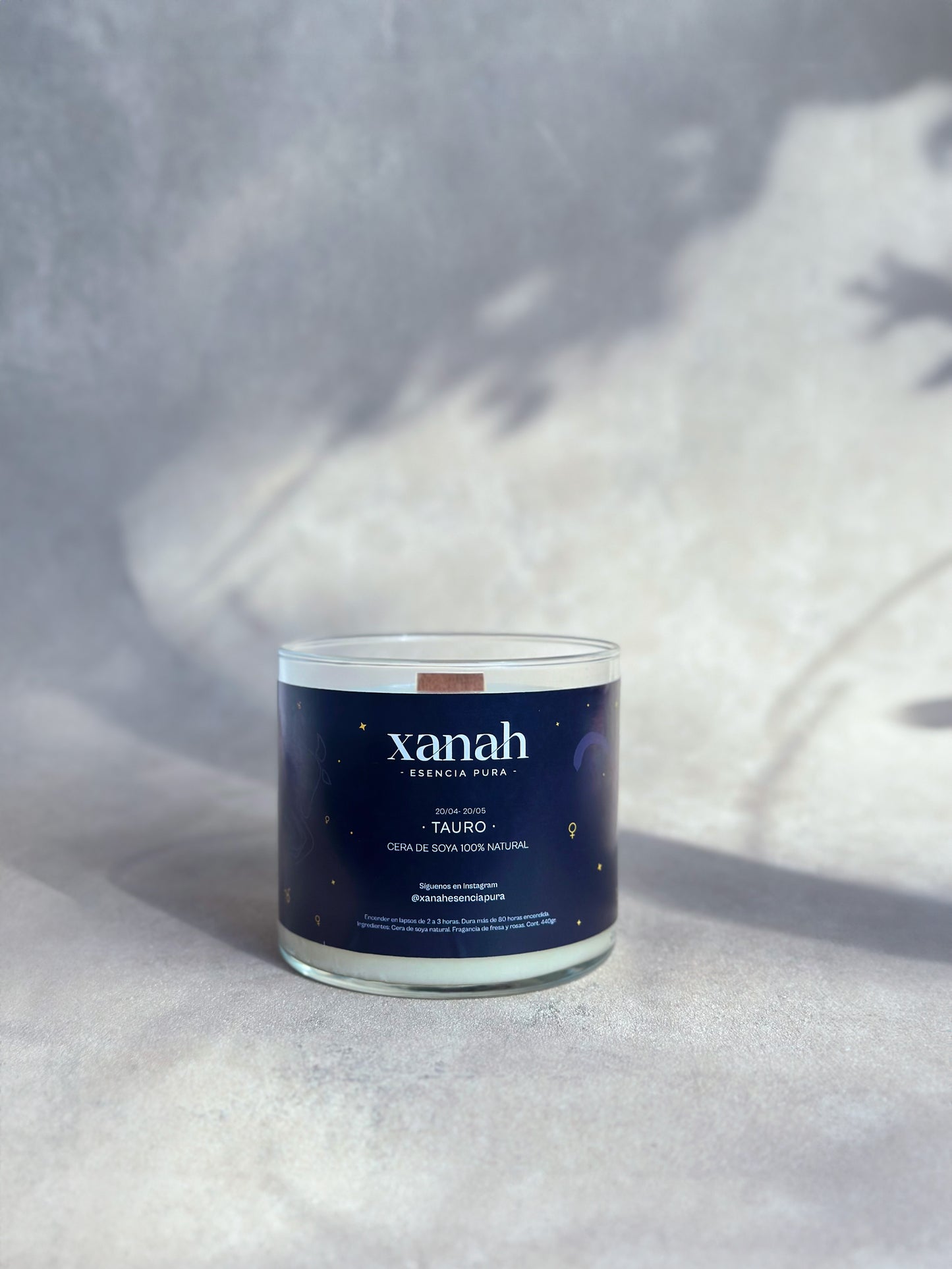 Vela aromática - TAURO | Fresa y Rosas
